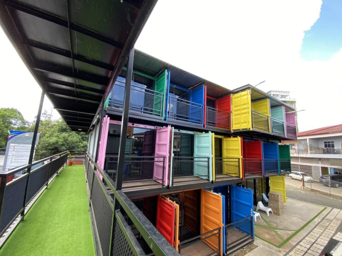 Boxinn The Kontena Home 仙本那 外观 照片